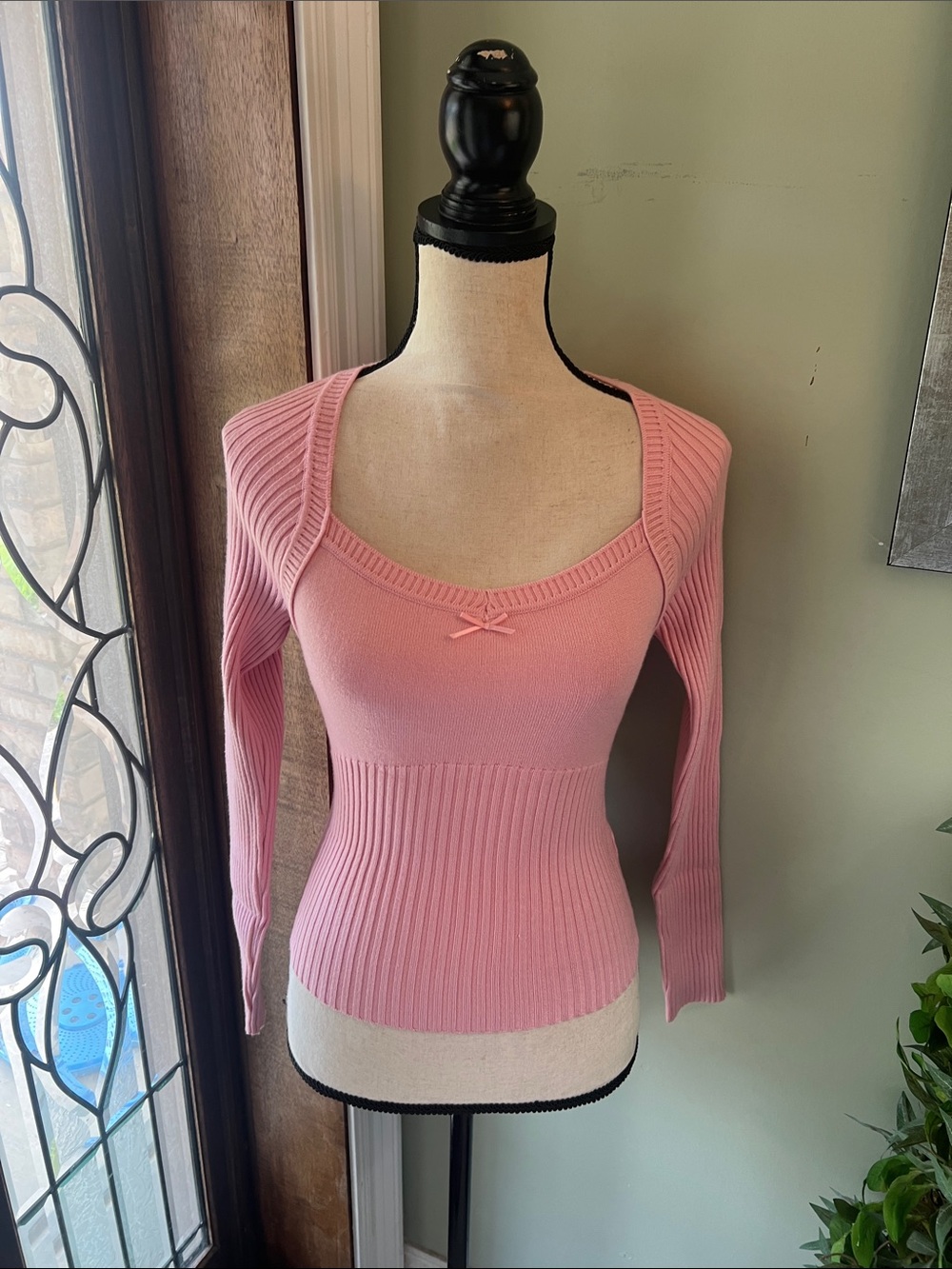 Willow & Wind Ribbed Scoop Neck Sweater with Bow Detail